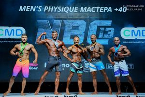MEN'S PHYSIQUE МАСТЕРА +40